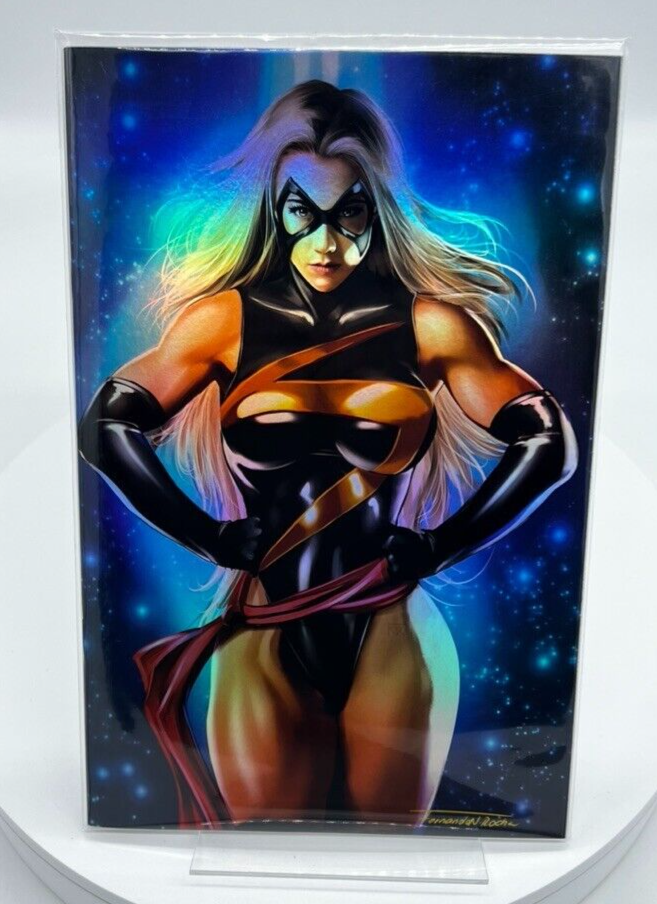 Faros Lounge Ms Marvel FERNANDO ROCHA VIRGIN FOIL LIMITED 20 Melinda's Comic