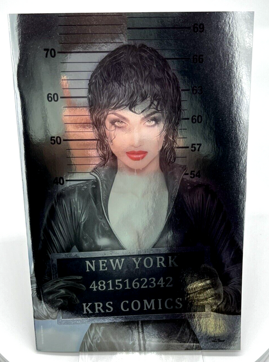 CATWOMAN #47 2022 NEW YORK COMIC CON NATALI SANDERS VIRGIN FOIL LIMITED TO 1000