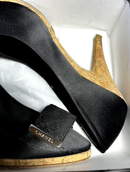 Chanel Pumps 38 7.5 US Black Sheer Double Toe strap Box & Dust Bags From France