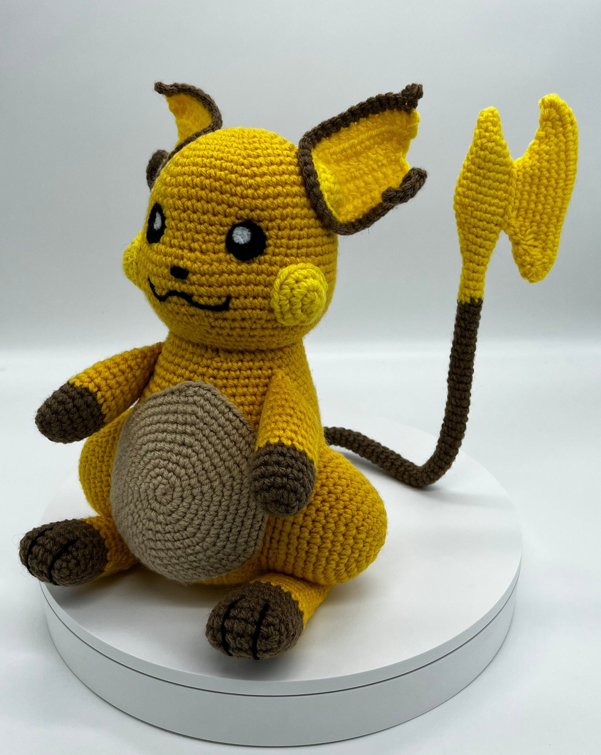 Raichu Pokemon Amigurumi - Perhandmade