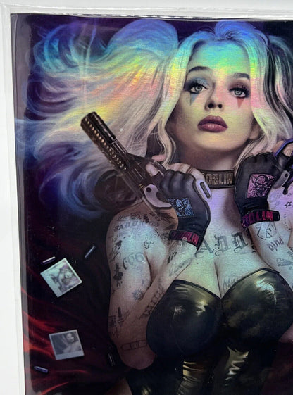 HARDLEE THINN PLAYTIME NOV 22′ SHIKARII VIRGIN FOIL LIMITED #3/10 Harley Quinn