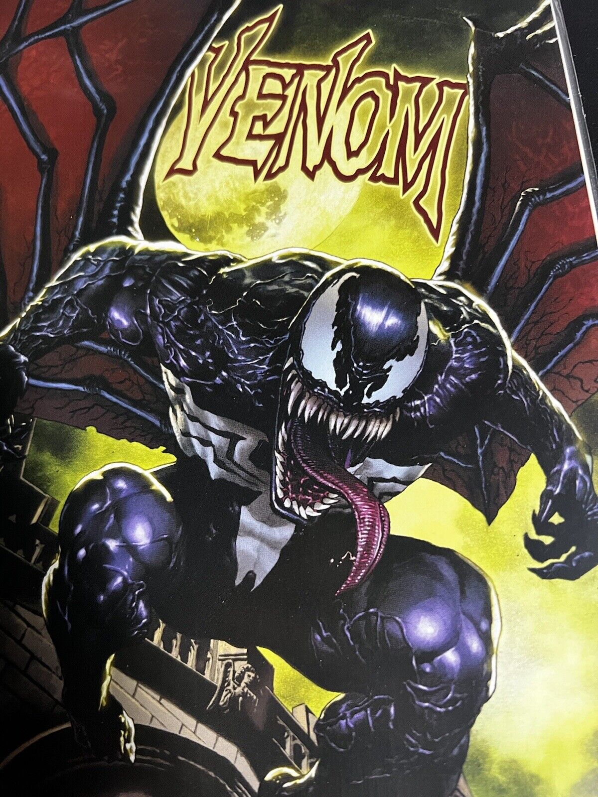 Venom #7 Mico Suayan TRADE DRESS 1st APPEARANCE Dylan Brock