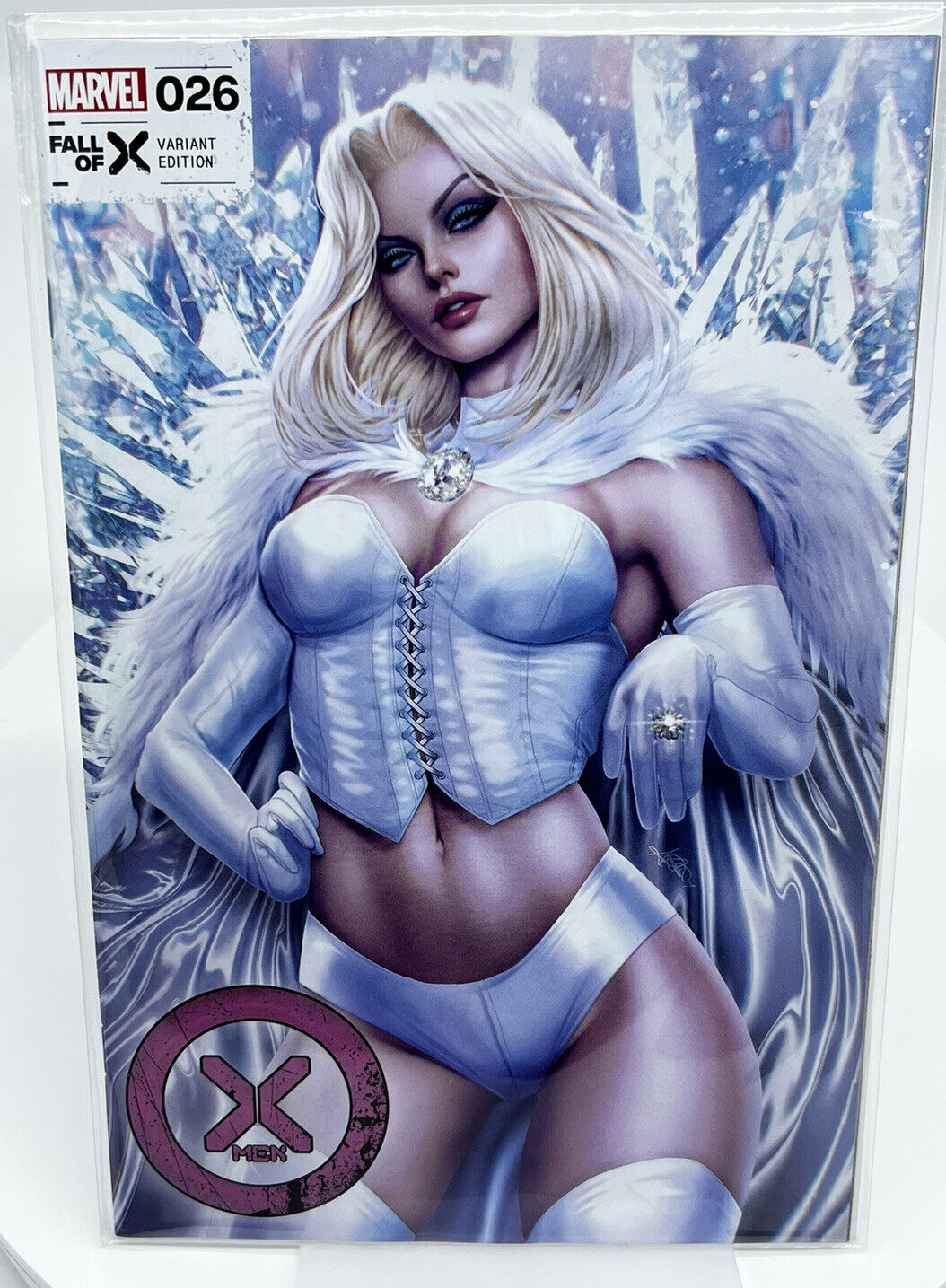 X-MEN #26 EMMA FROST  WHITE QUEEN ARIEL DIAZ TRADE  DRESS LIMITED 3000 COPIES